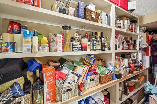 417 E ADELAIDE Drive, St. Johns, FL 32259