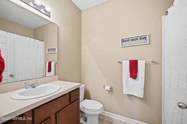 417 E ADELAIDE Drive, St. Johns, FL 32259