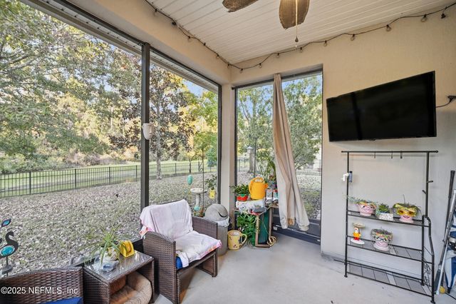 417 E ADELAIDE Drive, St. Johns, FL 32259