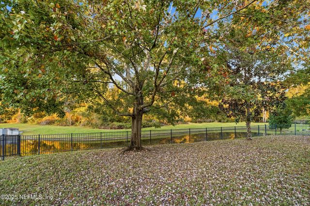 417 E ADELAIDE Drive, St. Johns, FL 32259