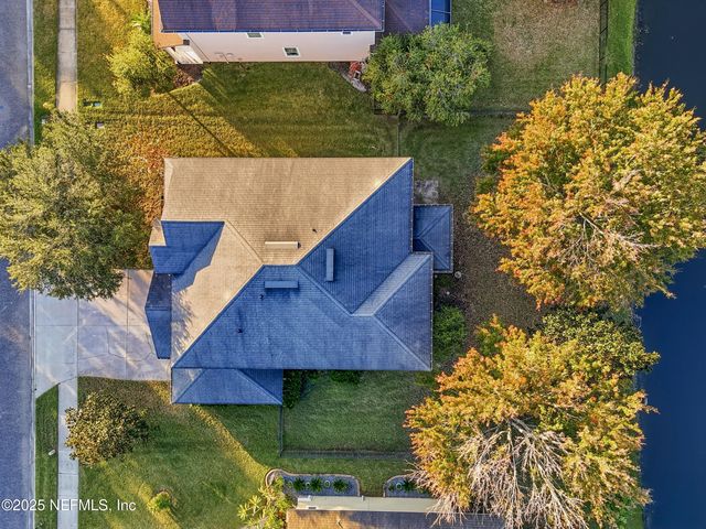 417 E ADELAIDE Drive, St. Johns, FL 32259