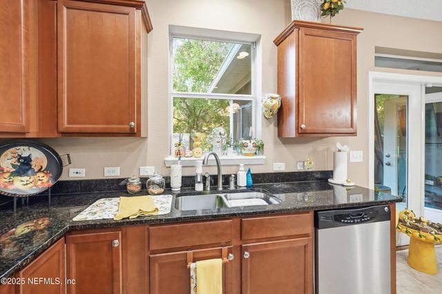 417 E ADELAIDE Drive, St. Johns, FL 32259