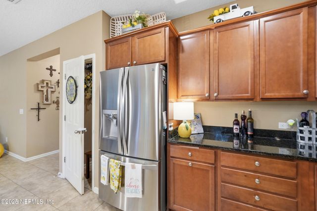 417 E ADELAIDE Drive, St. Johns, FL 32259