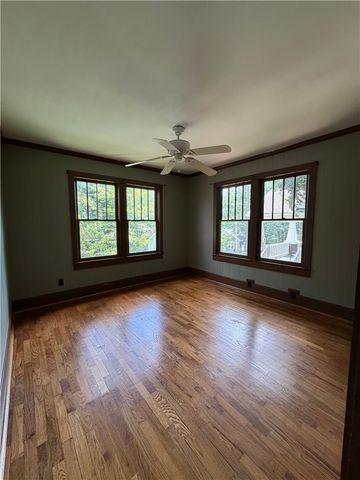 104 W Boles Street, Fayetteville, AR 72701