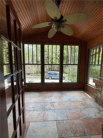 104 W Boles Street, Fayetteville, AR 72701