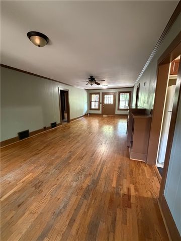 104 W Boles Street, Fayetteville, AR 72701
