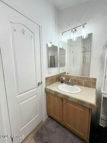 2401 W SOUTHERN Avenue 260, Tempe, AZ 85282