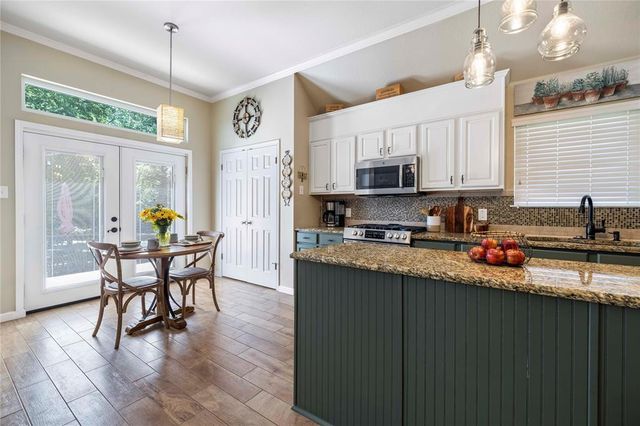 301 Gann ST, Georgetown, TX 78626