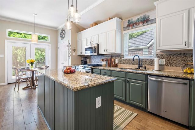 301 Gann ST, Georgetown, TX 78626