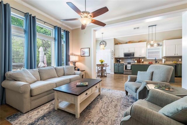 301 Gann ST, Georgetown, TX 78626