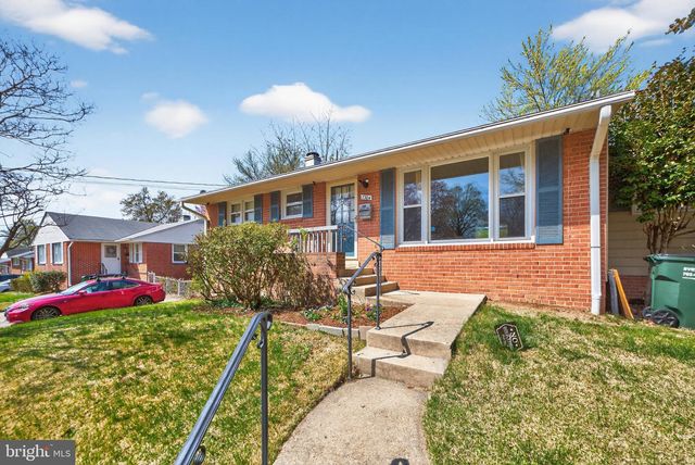 7304 FAIRCHILD DR, Alexandria, VA 22306