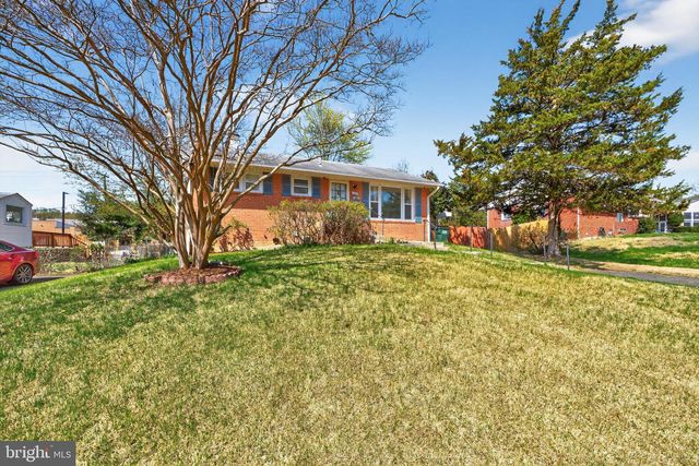 7304 FAIRCHILD DR, Alexandria, VA 22306
