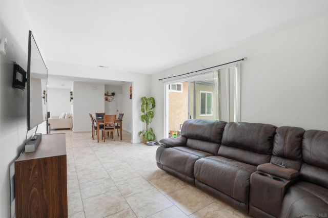 795 Via Callado, Oceanside, CA 92057