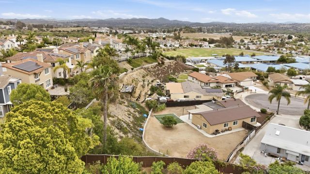 795 Via Callado, Oceanside, CA 92057