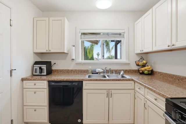 795 Via Callado, Oceanside, CA 92057