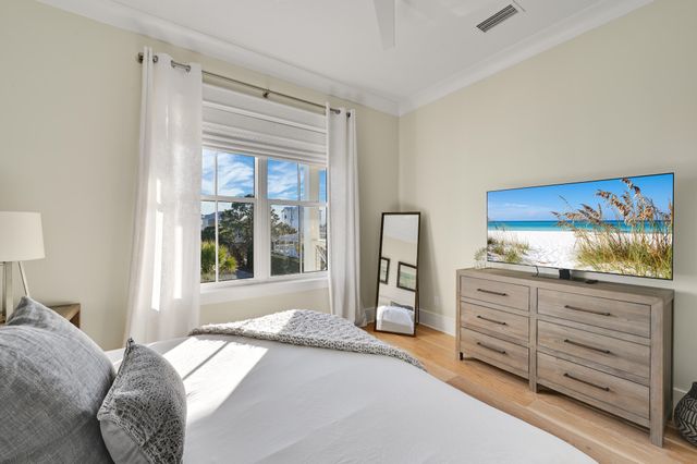 30 N Seahorse Circle, Santa Rosa Beach, FL 32459