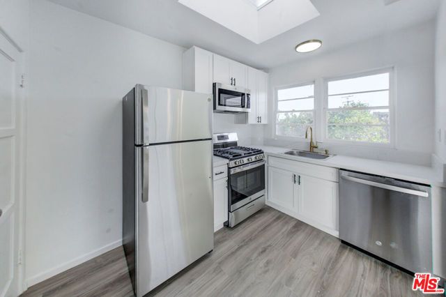 1147 24th Street, Santa Monica, CA 90403