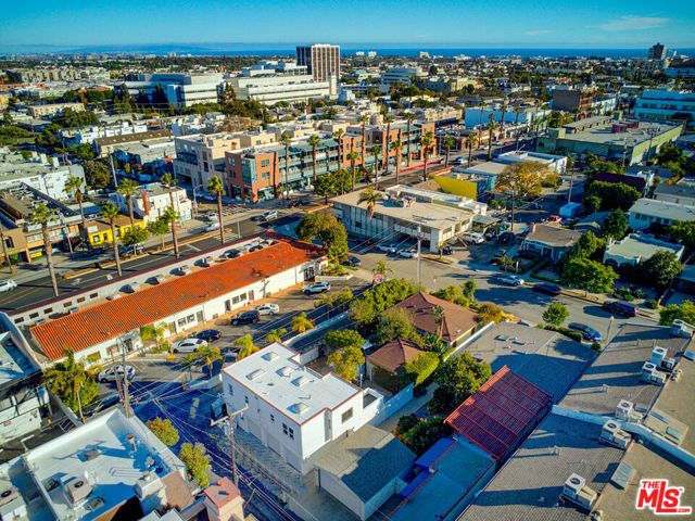 1147 24th Street, Santa Monica, CA 90403