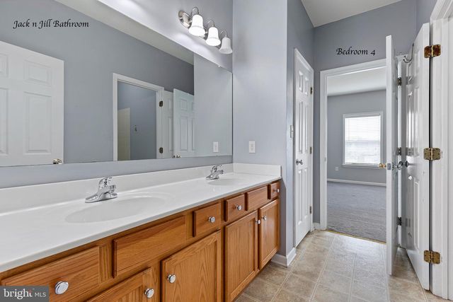 1124 E FOUNDS ST, Townsend, DE 19734