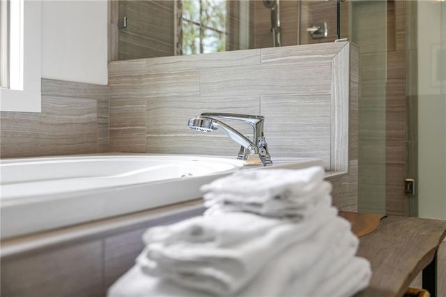 4606 Windsor Drive, Flowery Branch, GA 30542