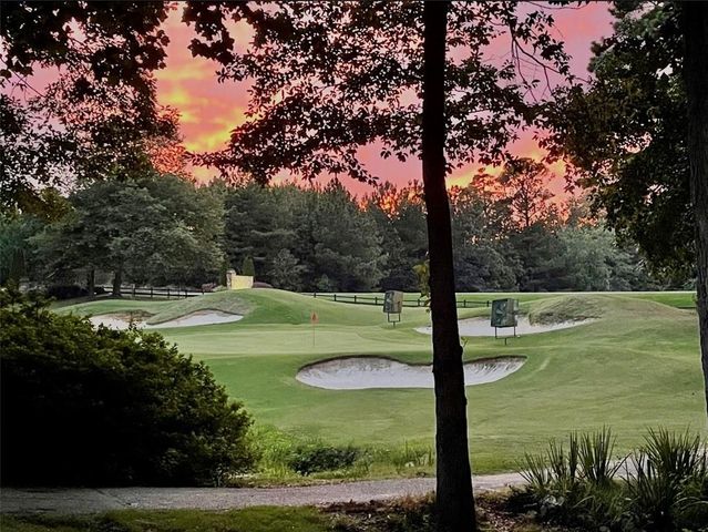 4606 Windsor Drive, Flowery Branch, GA 30542