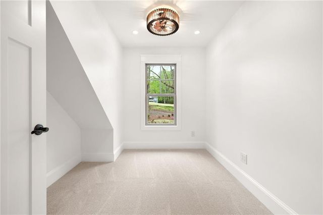 4606 Windsor Drive, Flowery Branch, GA 30542