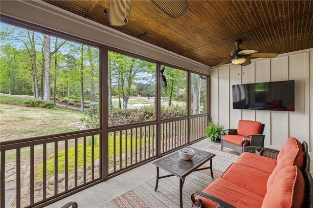 4606 Windsor Drive, Flowery Branch, GA 30542