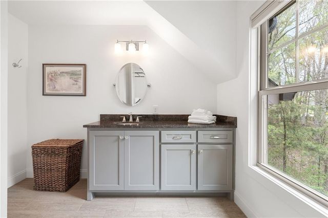 4606 Windsor Drive, Flowery Branch, GA 30542