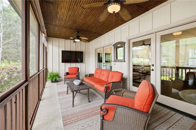 4606 Windsor Drive, Flowery Branch, GA 30542