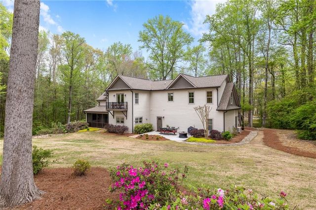 4606 Windsor Drive, Flowery Branch, GA 30542