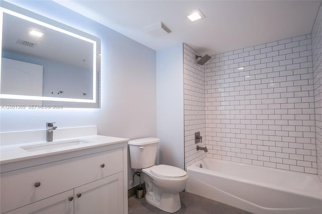 117 NW 42nd Ave 912, Miami, FL 33126