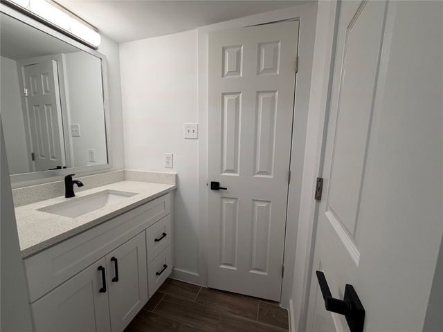 5625 Antoine Drive 1707, Houston, TX 77091