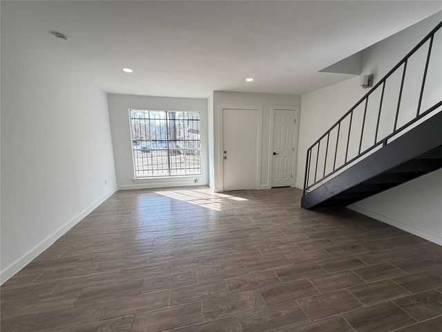 5625 Antoine Drive 1707, Houston, TX 77091