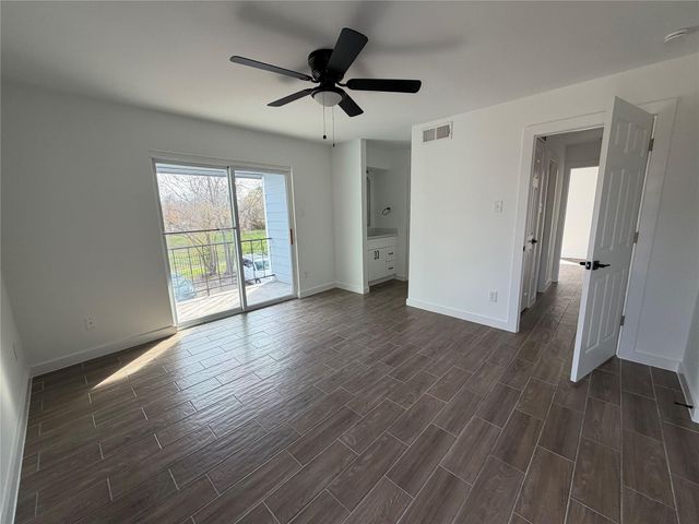 5625 Antoine Drive 1707, Houston, TX 77091