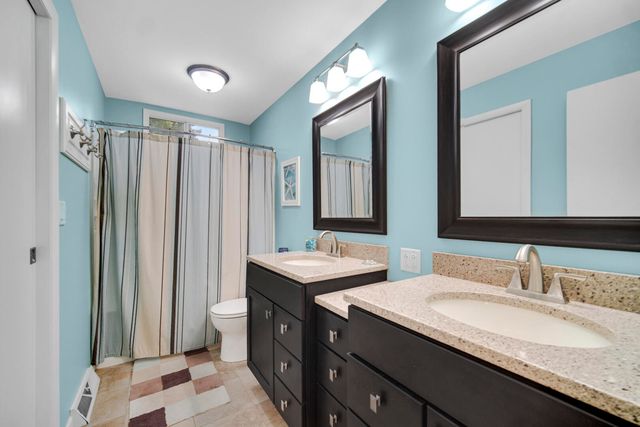272 W Powell Drive, La Porte, IN 46350