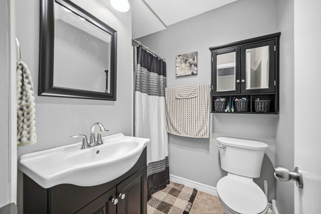 272 W Powell Drive, La Porte, IN 46350