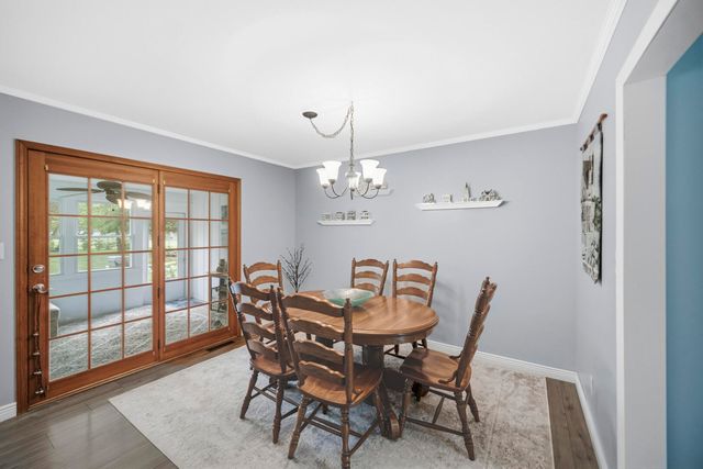 272 W Powell Drive, La Porte, IN 46350