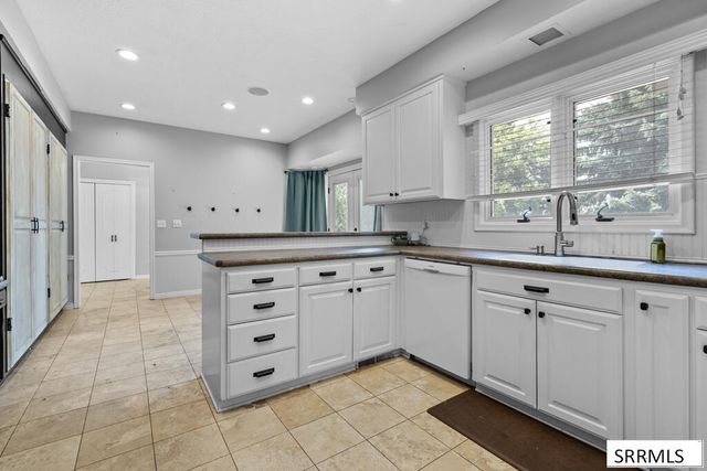 320 Yale Avenue, Rexburg, ID 83440