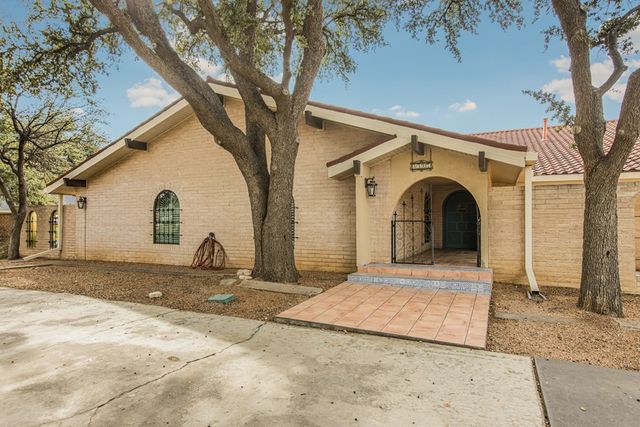 2327 Ladue Lane, Odessa, TX 79762