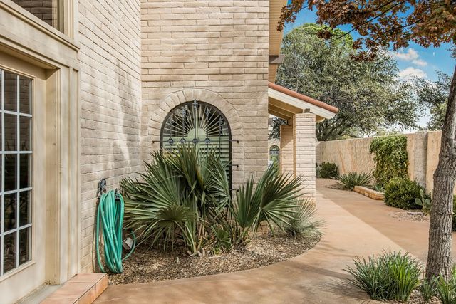 2327 Ladue Lane, Odessa, TX 79762