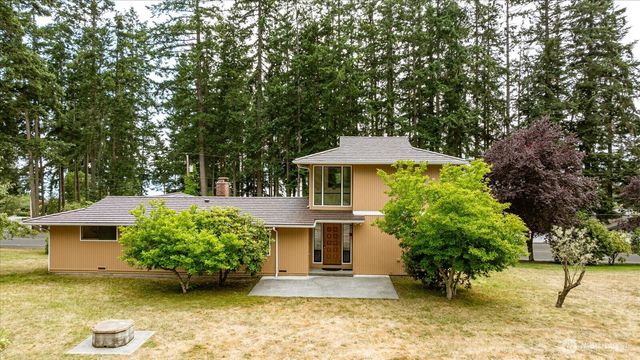 5531 Mutiny Bay Road, Freeland, WA 98249