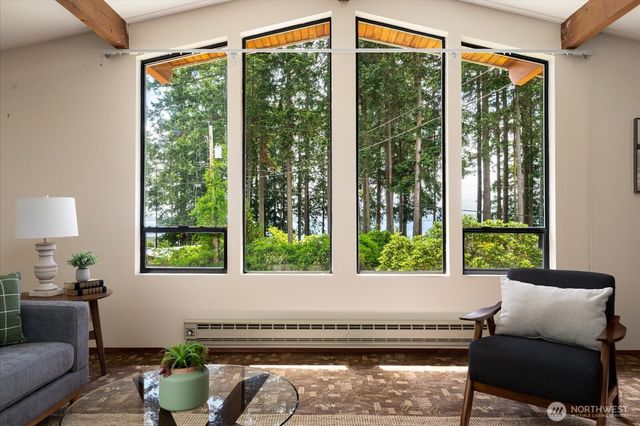 5531 Mutiny Bay Road, Freeland, WA 98249