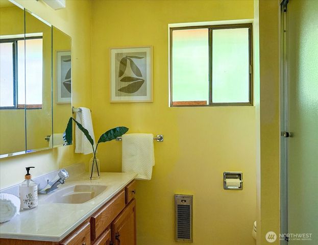 5531 Mutiny Bay Road, Freeland, WA 98249