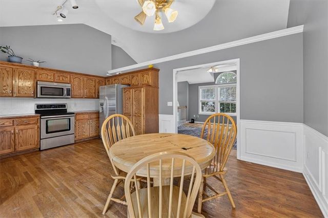 524 NE Topaz Drive, Lee's Summit, MO 64086