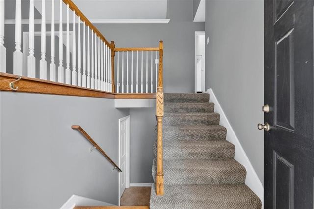 524 NE Topaz Drive, Lee's Summit, MO 64086