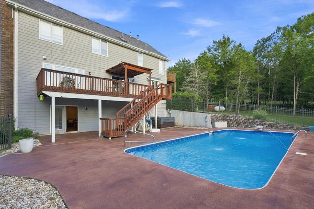 807 S Stanford Drive, Rogersville, MO 65742