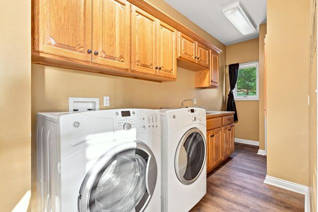 807 S Stanford Drive, Rogersville, MO 65742