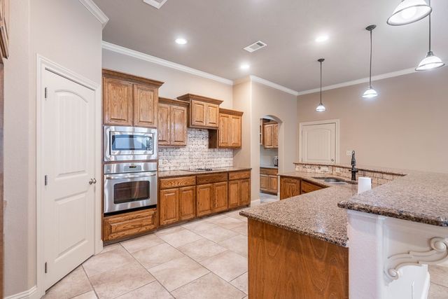 5704 Los Patios, Midland, TX 79707