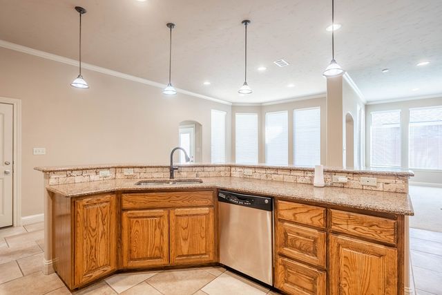 5704 Los Patios, Midland, TX 79707