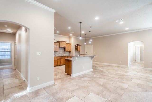 5704 Los Patios, Midland, TX 79707